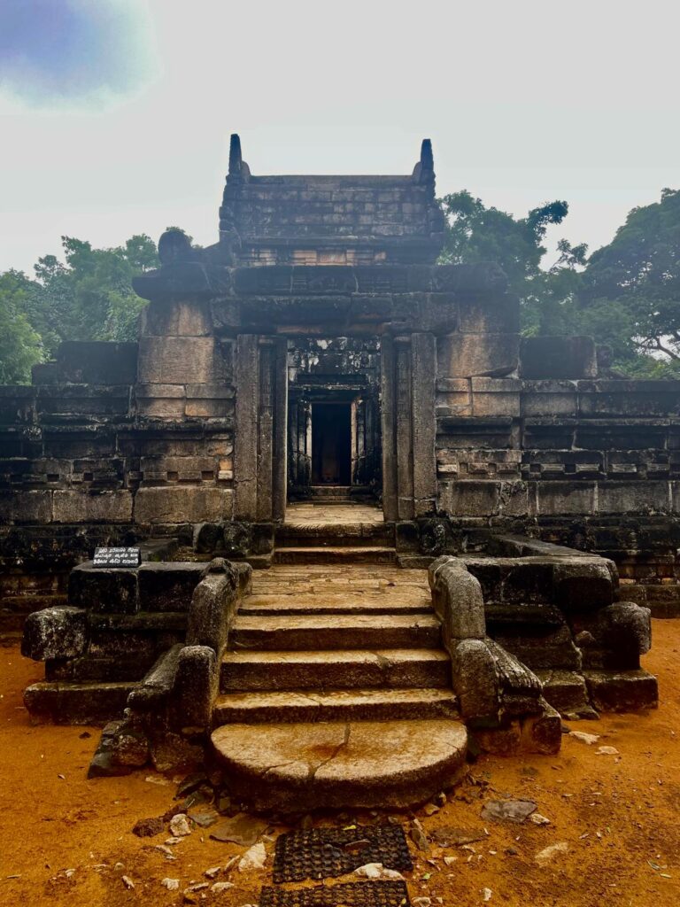polonnaruwa ancient city
