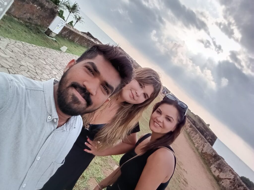 8a843a06-40aa-48e7-b187-cbb8711202fb